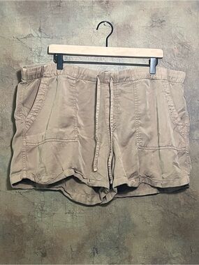 Women's Drawstring Utility Shorts